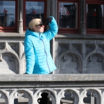 au balcon